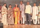 Hasya Kavi Sammelan 2026: ठहाकों, रंगों और उमंग से सजा ‘हास्य कवि सम्मेलन 2026’, होली स्नेह मिलन में उमड़ा जनसैलाब