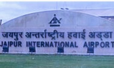 मौसम का असर: आधी रात को डायवर्ट हुई फ्लाइट, जयपुर में यात्रियों को झेलनी पड़ी परेशानी